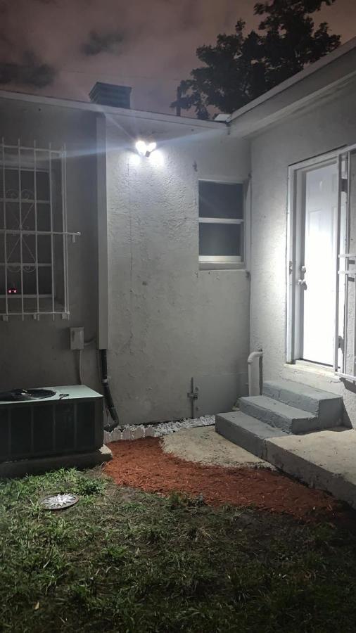 Cute, Cozy Mother-In-Law Suite In The Heart Of Miami Ngoại thất bức ảnh
